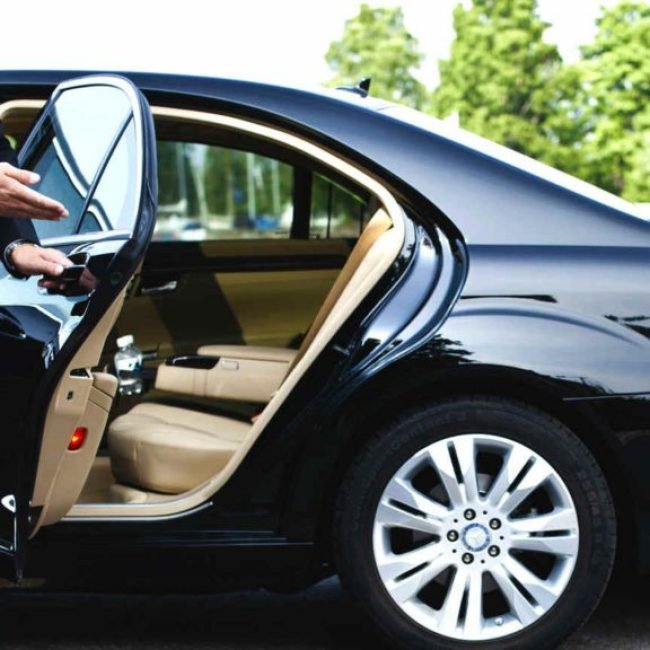 chauffeur-car-hire-Sydney-slide-1024x576